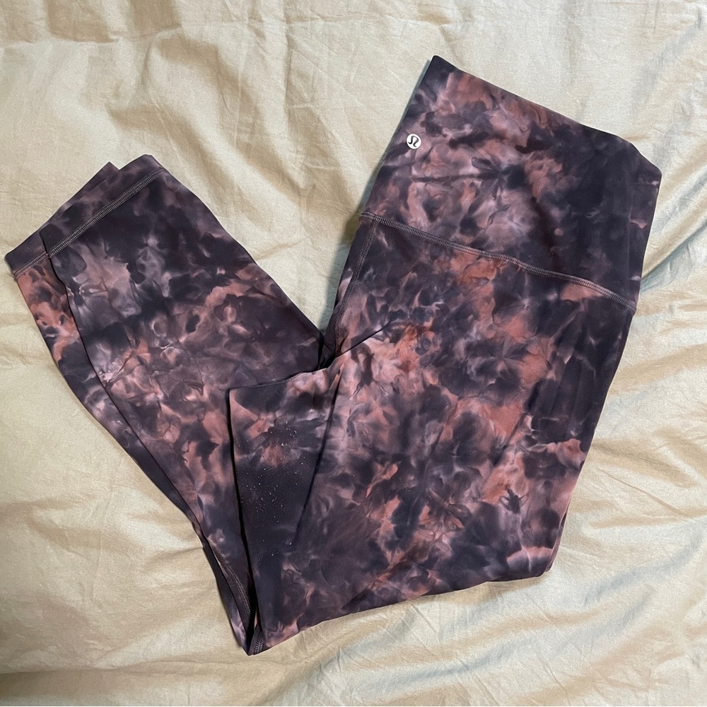 Lululemon 3/4 Capri Leggings Size 18